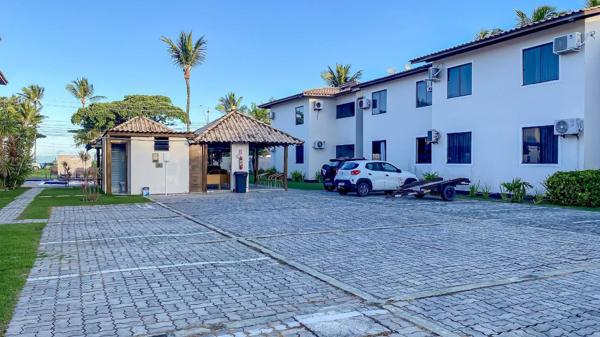 Taperapua Beachfront: 2-bedroom With Wi-fi And Parking Holiday home *